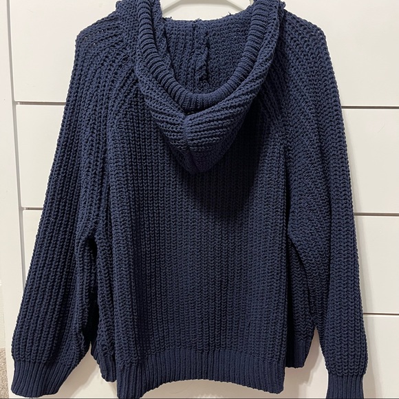 Aerie Blue Sweater Knit Pullover - Picture 2 of 6